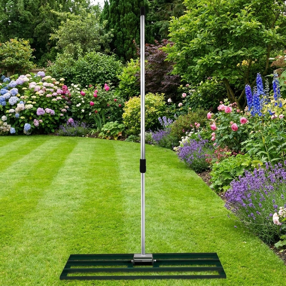 100cm Lawn Leveller in Green for a Smooth Garden Finish