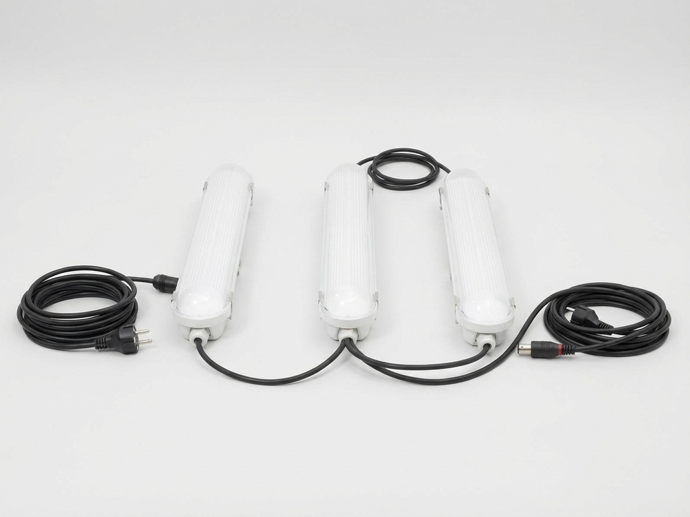 Industrial LED Fixture in white, made from polycarbonate