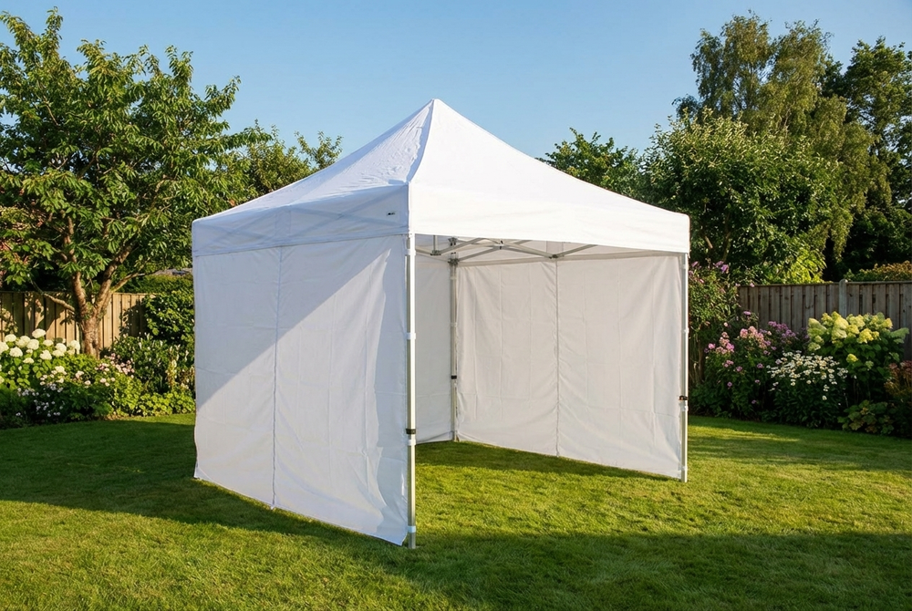 White pop-up gazebo for outdoor events with aluminium frame
