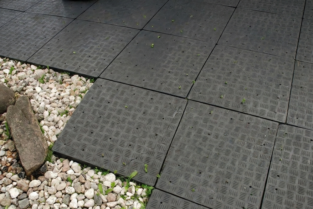Flooring PRO in Anthracite, Recycled PE Material - product detail