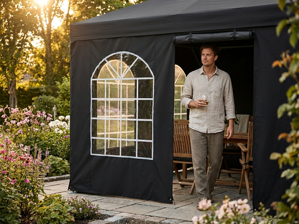 Black sidewall with door made from PVC/Polyester for outdoors - product detail