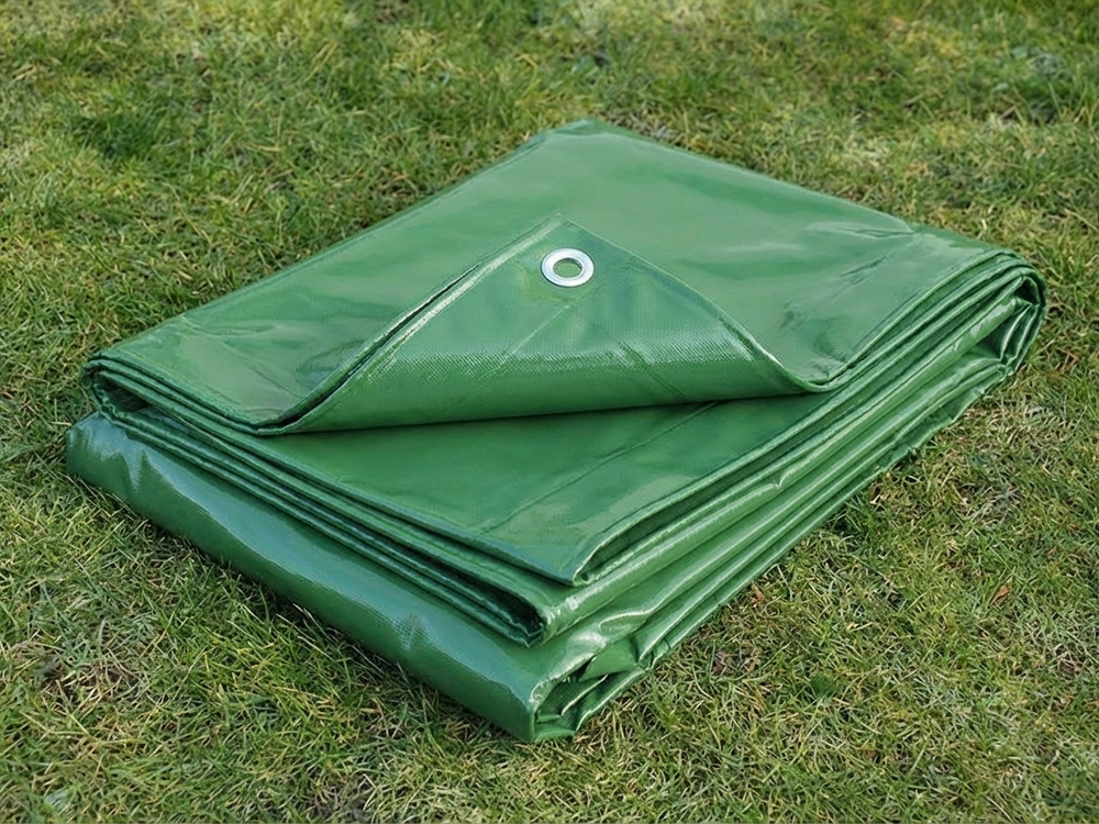 Green PVC tarpaulin 8x10 m for outdoor use