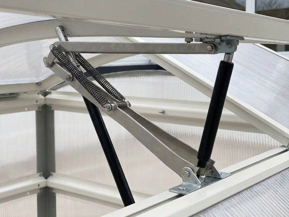 Automatic window opener for greenhouse in silver aluminium